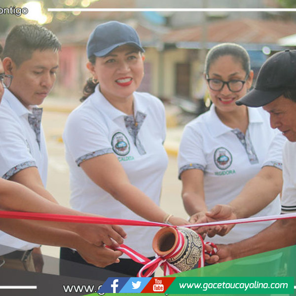 Inauguración de vías en el A.H. Ulises Reátegui en Yarinacocha 