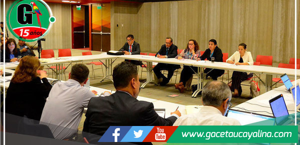 DREU expuso falta de docentes, internet rural y mejora de educación ante el gobierno central