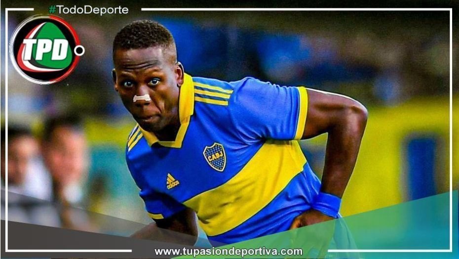 Advíncula fue elogiado por su DT
