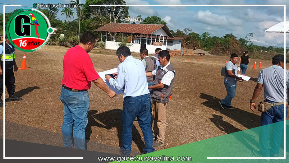 Alcalde de Tahuanía trabaja en el mejoramiento del aeródromo para obtener permiso permanente de vuelos