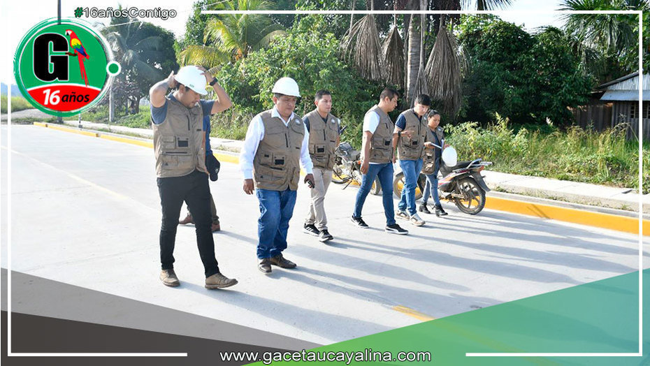 Alcalde de Sepahua inspecciona obras de la Av. Shell y propone fecha de recepción e inauguración
