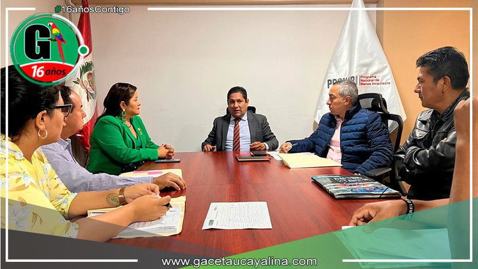Alcalde de Atalaya se reúnen con PRONABI para buscar solución a AA.HH. en bien incautado