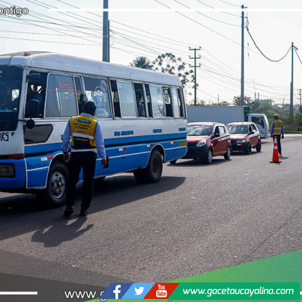 Realizan operativo contra el transporte informal en el Km. 10 Pucallpa