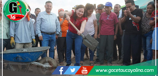Alcaldesa provincial colocó primera piedra para mejorar el servicio de drenaje pluvial en José Olaya
