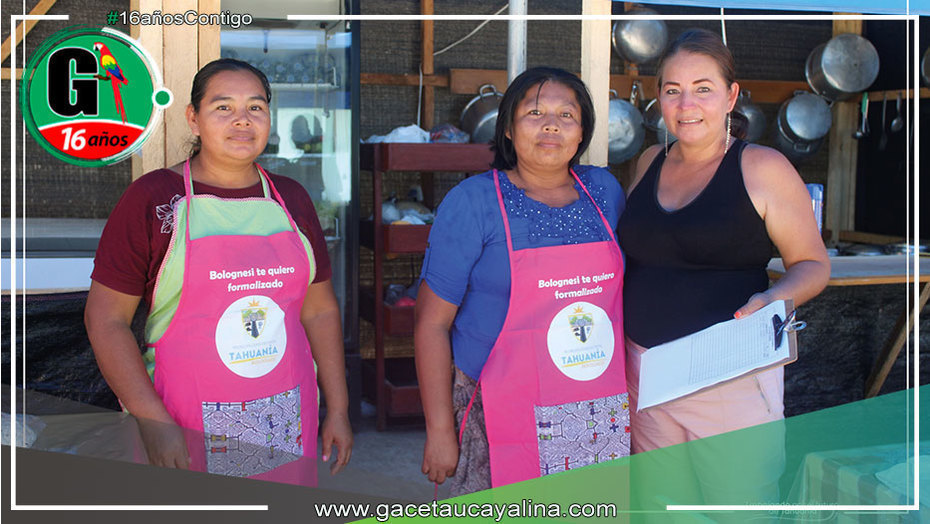 Municipalidad de Tahuania Brinda Apoyo a Artesanas Locales