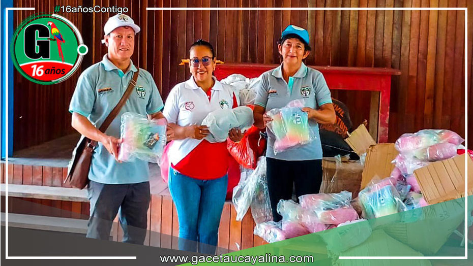 Alcalde de Tahuania Brinda Ayuda Humanitaria: Dona Ropa a Pobladores de Sampaya