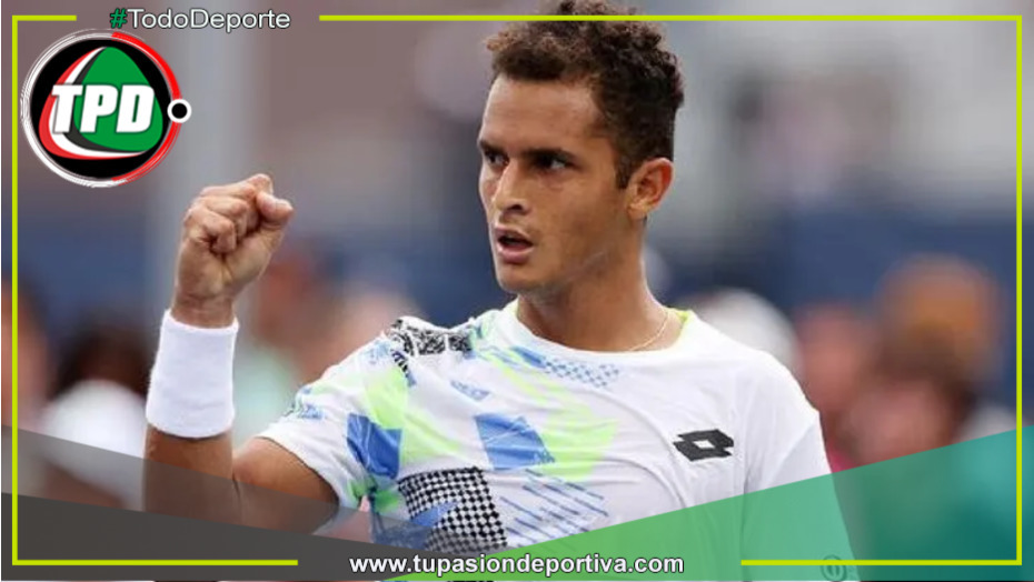 Juan Pablo Varillas avanza a los octavos de final del torneo ATP 250 Chengdu Open.