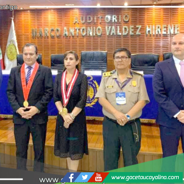 Fiscal de la Nación llegó a Iquitos para inaugurar evento y se fue sin dar declaraciones