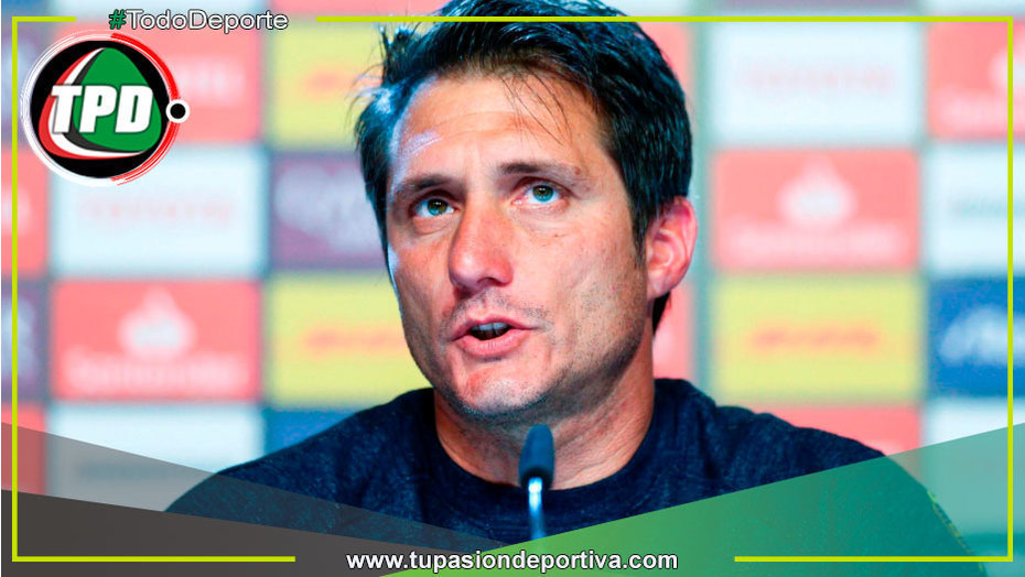 Schelotto analiza el desafío ante Perú y elogia el talento de Paolo Guerrero