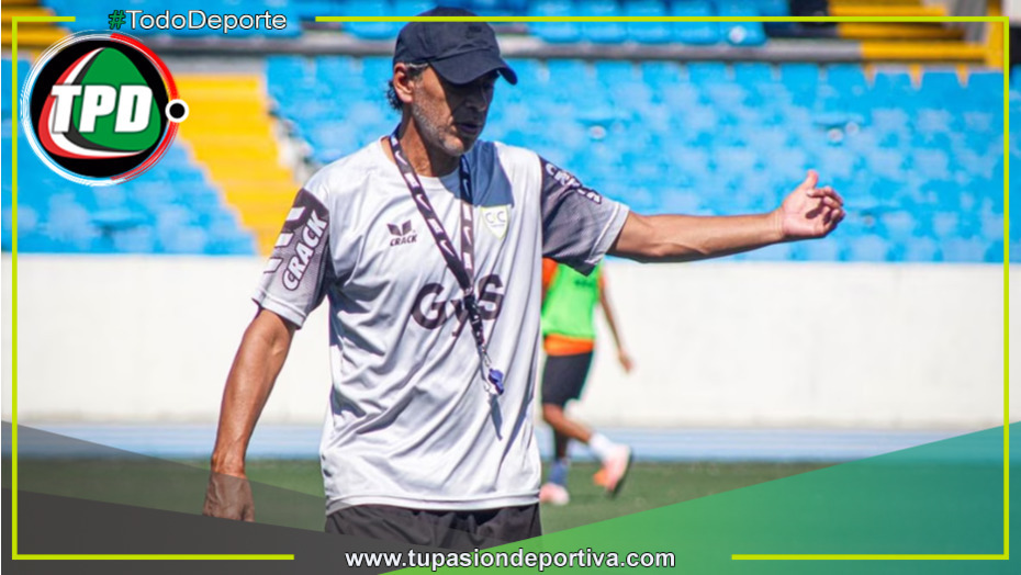 Bazalar: “El gol en offside es más escandaloso con las cámaras; el penal también es dudoso”