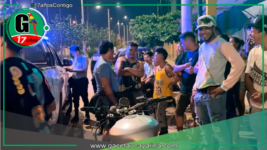 Motociclista impacta a trimóvil en cruce de Miraflores y Túpac Amaru