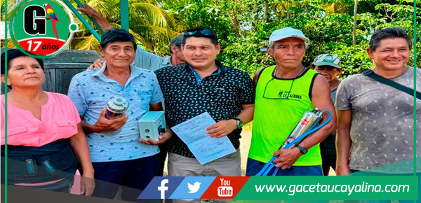 Alcalde de Masisea entrega bomba de agua al caserío Señor de Los Milagros