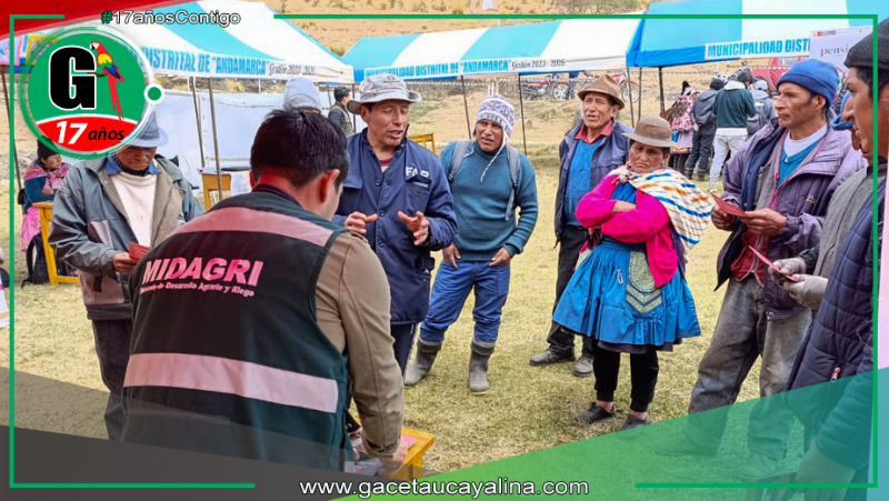 Más de 250 pobladores de Andamarca acceden a servicios estatales gratuitos en campaña multisectorial