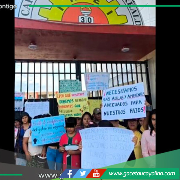 Apafa protesta por construcción del COAR fuera del colegio Fitzcarrald