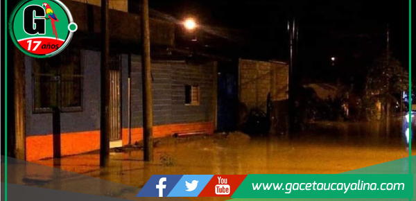 Lluvia intensa de más de cinco horas inunda varias viviendas