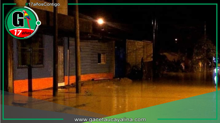 Lluvia intensa de más de cinco horas inunda varias viviendas