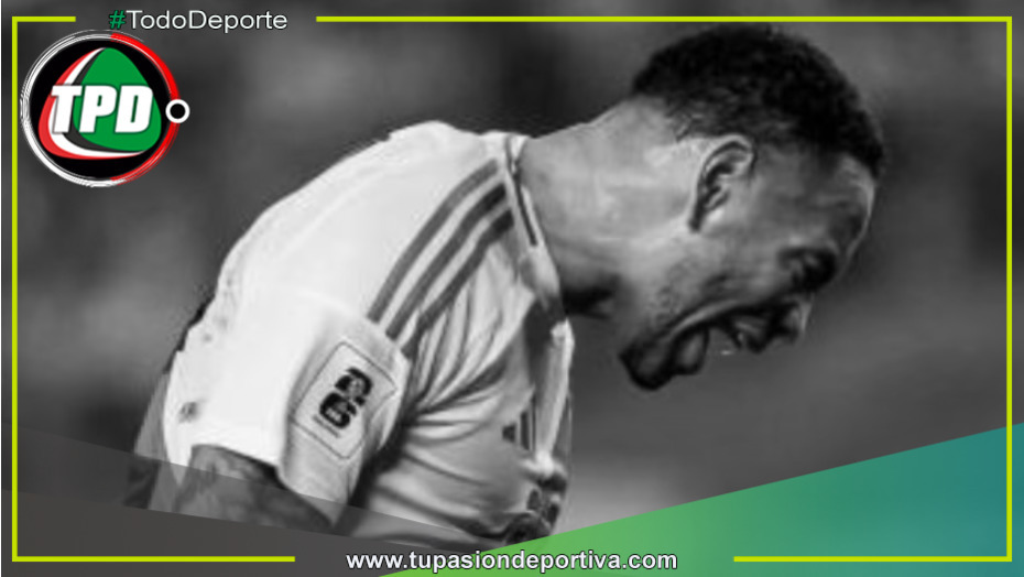 ¿Es duda ante Argentina? Alexander Callens no completó sesión de entrenamientos