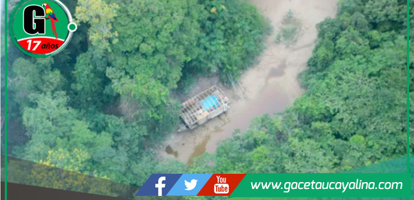 Bloquean río Nanay en rechazo a presencia de presuntos mineros ilegales