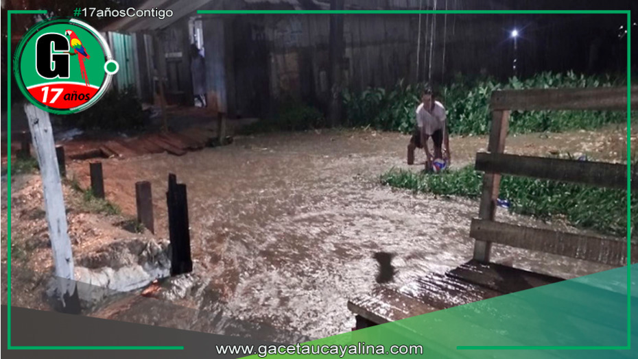 5 horas de lluvia inundan calles y viviendas en distrito de San Juan Bautista