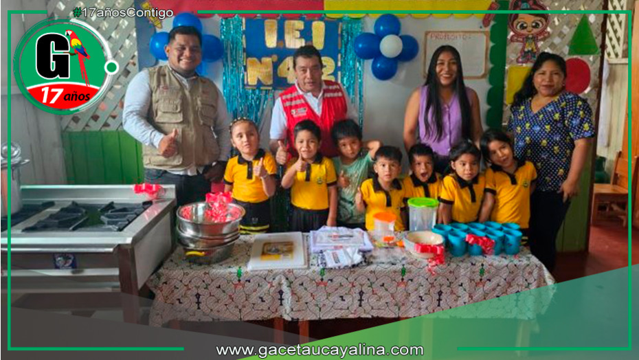 Qali Warma impulsa entrega de menaje de cocina a institución educativa por parte de la Municipalidad de Iberia