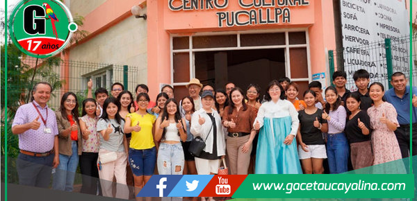 Jóvenes pucallpinos estudian coreano