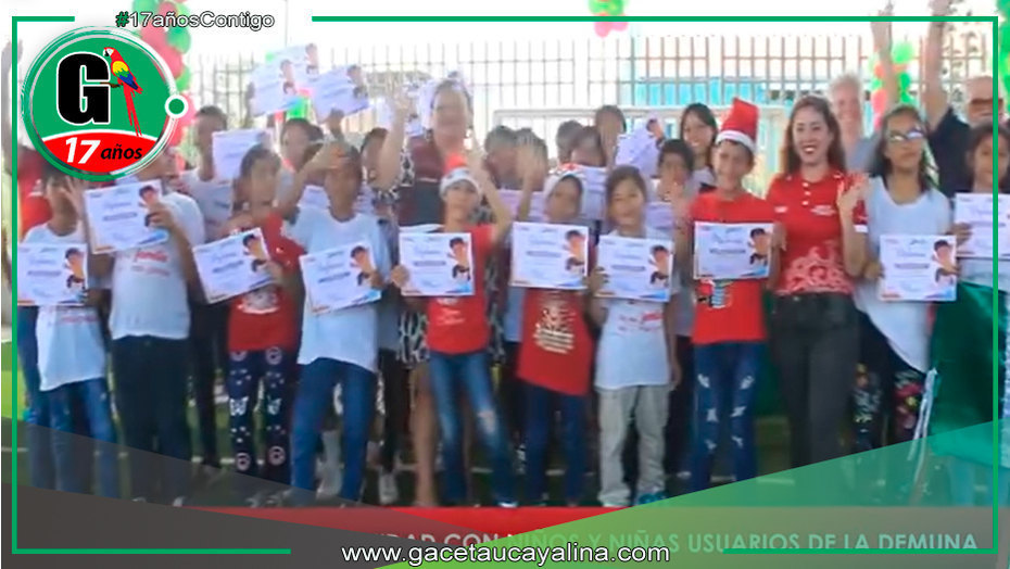 Niños y niñas de Callería disfrutaron de una Navidad llena de arte, juegos y chocolatada