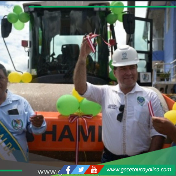 Gobierno Regional de Ucayali entrega moderno pool de maquinarias al distrito de Boquerón.