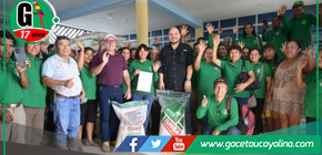 GORE Ucayali Entrega Más de 2500 Sacos de Fertilizantes.