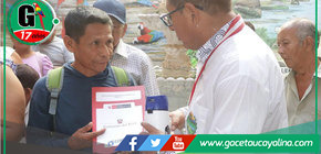 Rodolfo Lovo entrega 1800 títulos a tres asentamientos humanos de Contamana