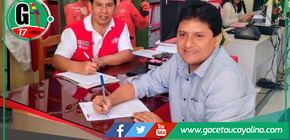 Iván Mendoza Firma Convenio para Pavimentar Jr. Río Negro en Aguaytía.