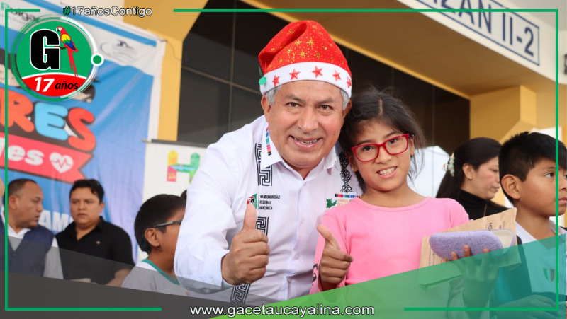 Gobierno Regional entrega 588 lentes correctores a escolares huanuqueños