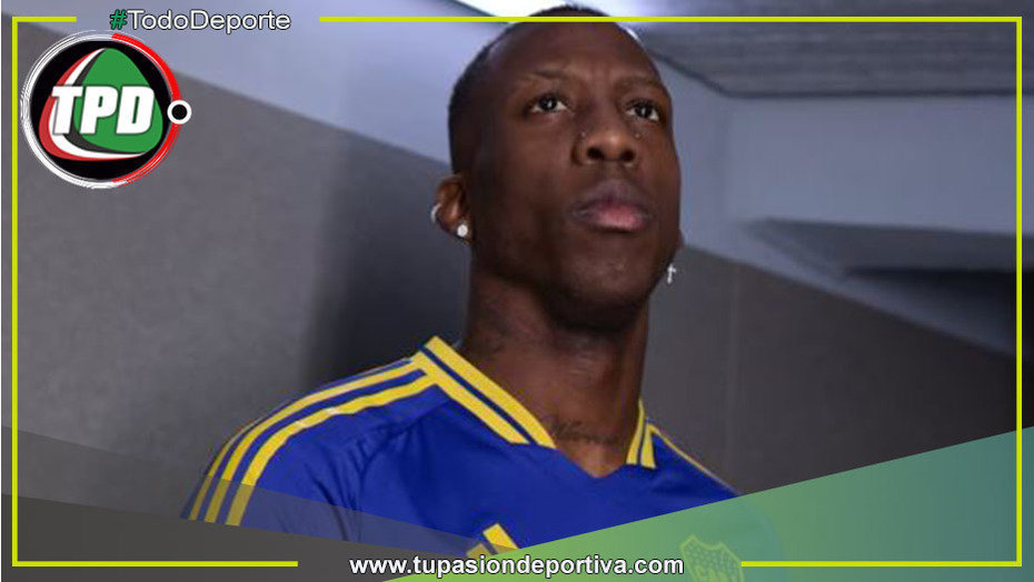 Luis Advíncula es argentino y ya no ocupa cupo de extranjero en Boca