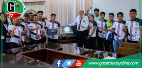 Municipalidad de Río Santiago dona equipos informáticos a estudiantes de la UNIA.