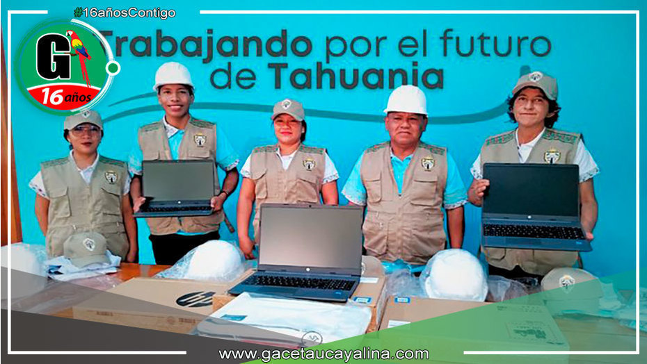 Municipalidad de Tahuania equipa al Consejo Municipal con laptops, chalecos y gorras para una fiscalización efectiva
