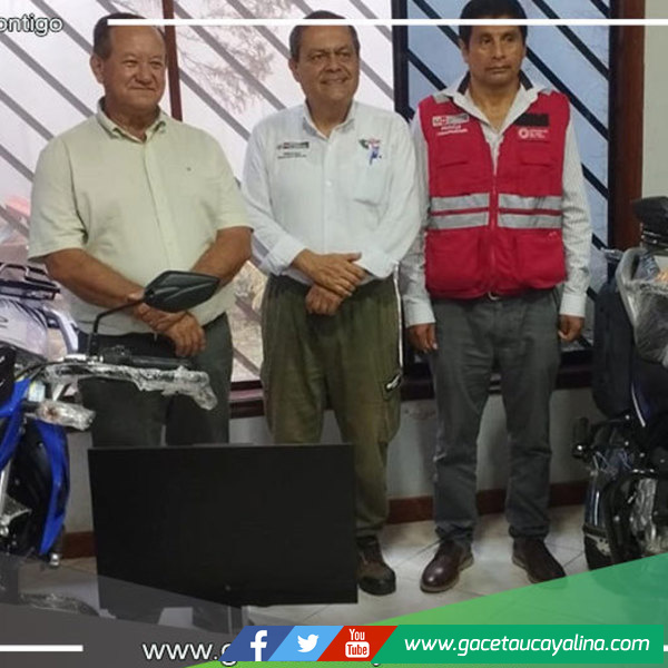 Provias Nacional Dona Motocicleta y Equipo de Cómputo Municipalidad de Atalaya