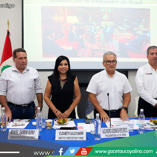 Ministra Elizabeth Galdo resalta avances en exportaciones y turismo durante sesión en Pucallpa