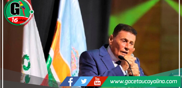 El Gobernador Walter Grundel y un Policía Sufren Ataque en un Acto de Violencia Inesperado