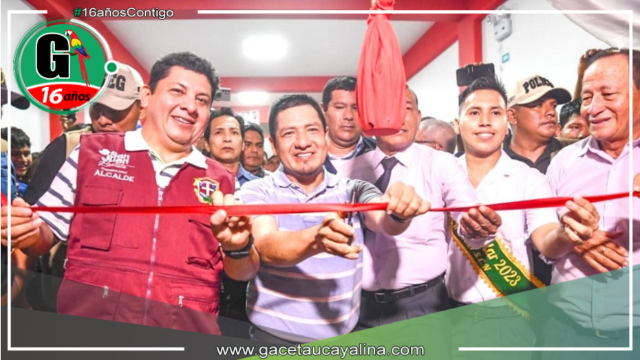 Gobernador Regional de Loreto inaugura el moderno Colegio Santa Clara