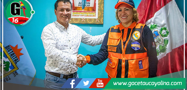 Directora del INDECI Ucayali se reúne con alcalde de Tahuanía para abordar medidas de prevención