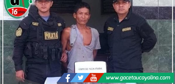 Intervien a sujeto que que agredia y amenzaba con machete a los policias