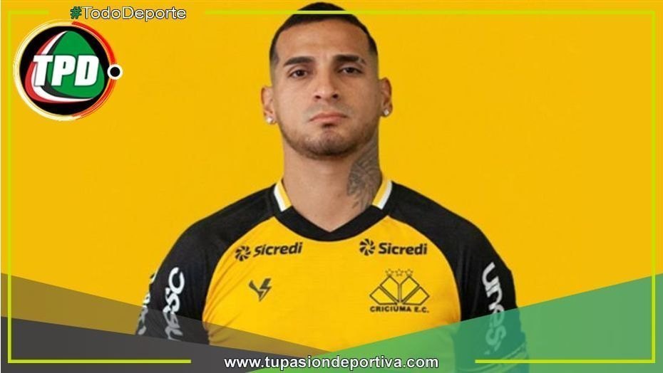 Miguel Trauco campeón en Brasil