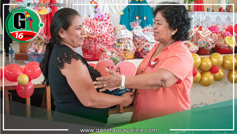 Unión y Gratitud: Autoridades de Atalaya Celebran el Día de la Madre en Hildebrando Fuentes