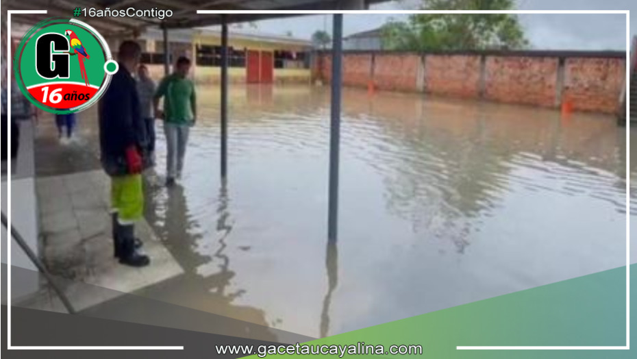 Lluvias intensas inundan Iquitos y afectan instituciones educativas
