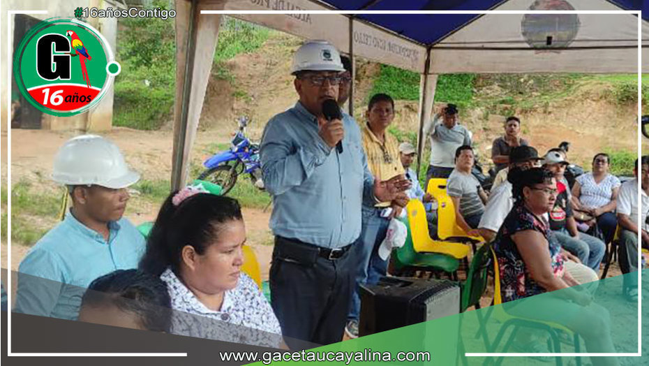 Alcalde Rodolfo Lovo Tello entrega obra de alcantarillado en el Barrio La Marina