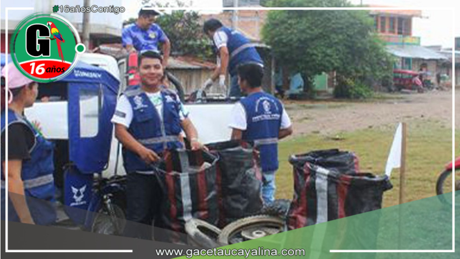 Eliminan 15 toneladas de criaderos de zancudos en campaña contra el dengue en Juanjuí