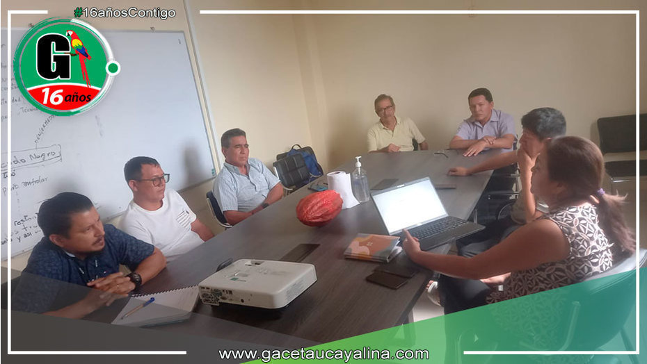 Alcalde de Campo Verde y DEVIDA Coordinan Proyectos Productivos en Pucallpa