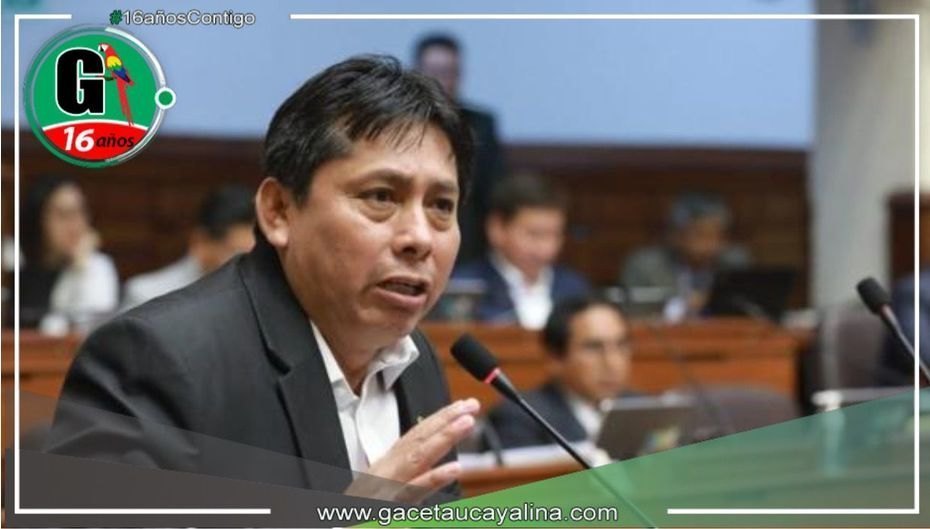 Congresista usa copia y pega respuestas de ChatGPT en los proyectos de leyes