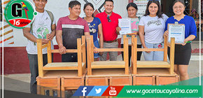 Alcalde John Salcedo Ríos dota de sillas y carpetas a institución educativa "Sol Naciente"