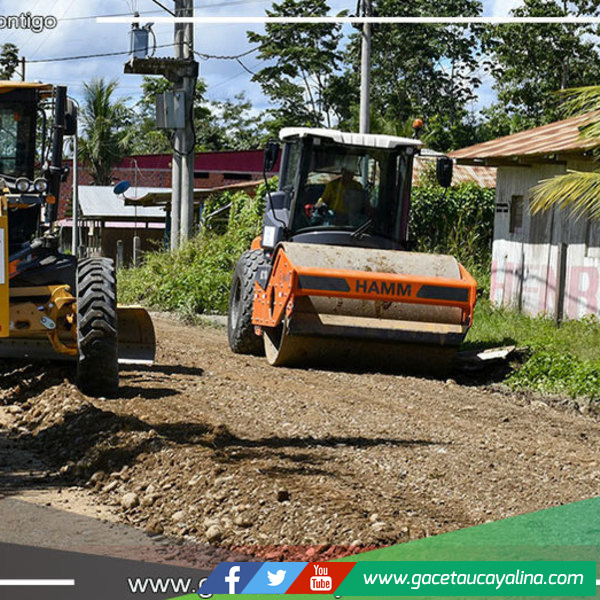 Alcalde John Salcedo Ríos impulsa mantenimiento de calles en Barrio San José de Sepahua