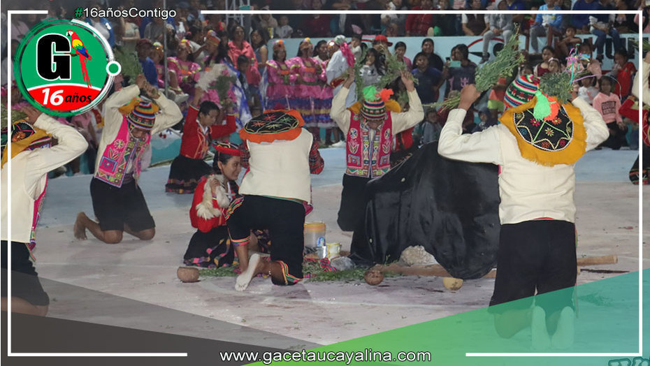Concurso de Danzas Típicas Enciende el 42° Aniversario de Irazola